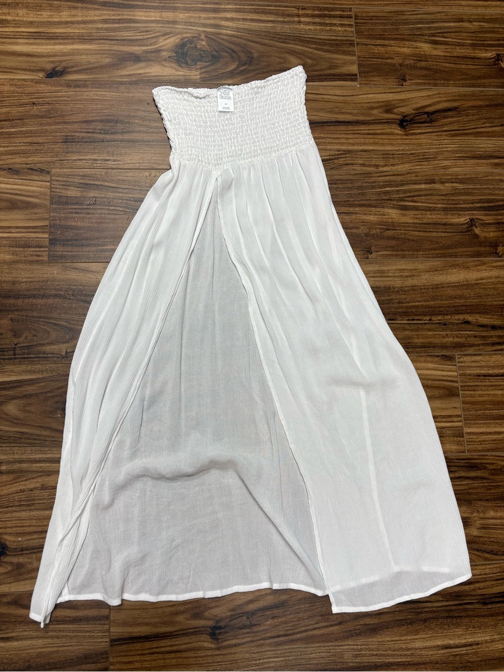 Wild Fable white beach coverup dress features a smocked strapless bodice, XS